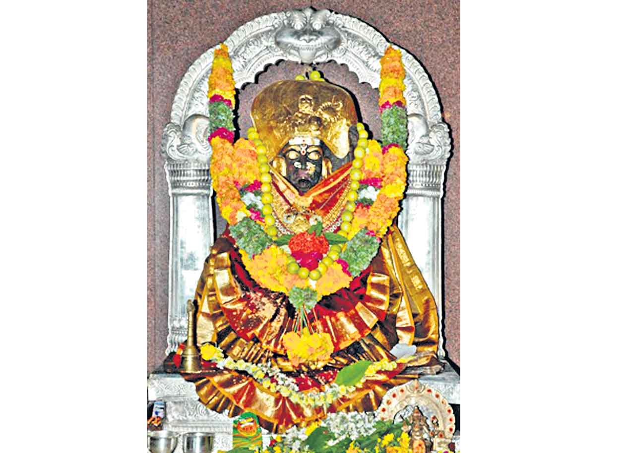 Today in Durga Devi look : నేటి అలంకారం దుర్గాదేవి