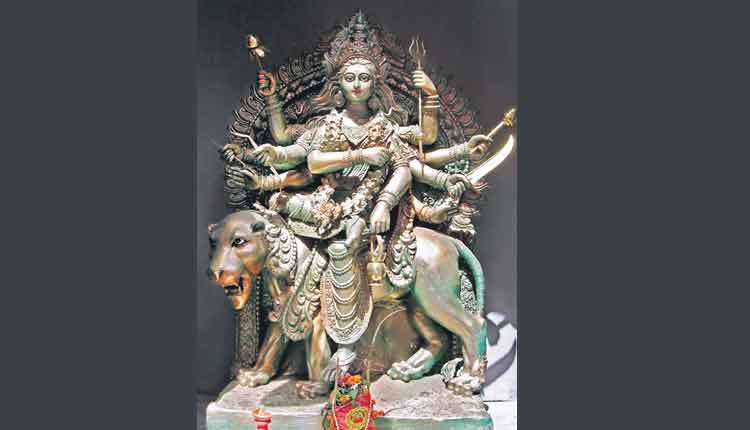 చల్లని తల్లి చంద్రఘంట.. కల్పవల్లి కూష్మాండ