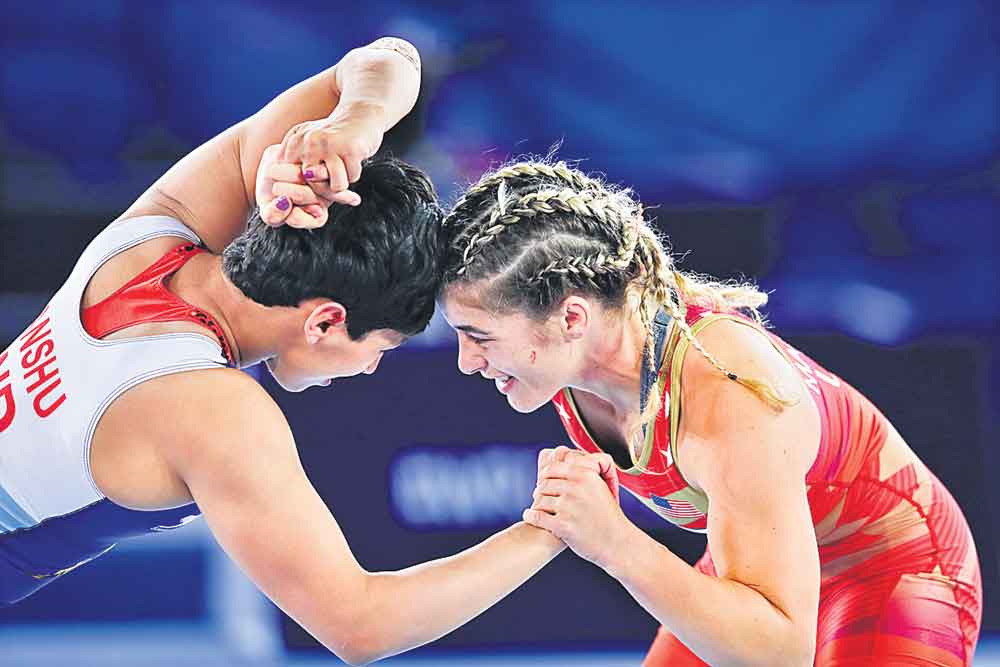 అన్షు రజత పట్టు..