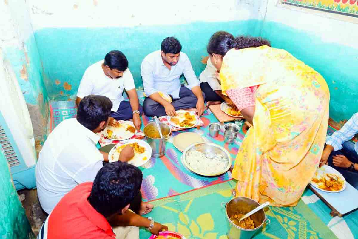 కమలాపూర్లో దసరా వేడుకల్లో పాల్గొన్న బాల్క సుమన్
