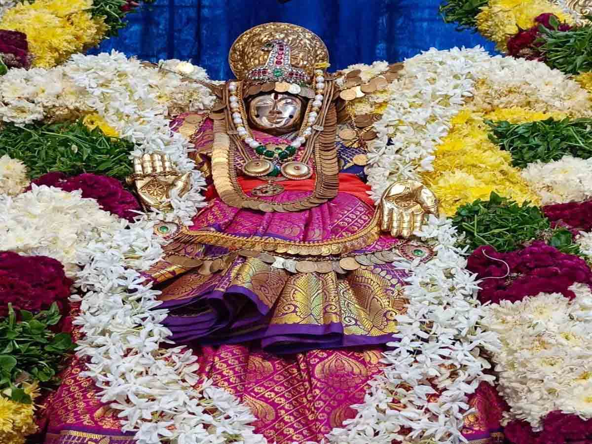 bhadrachalam | అత్యంత వైభవంగా భద్రాద్రి ఆలయంలో శ్రీదేవిశరన్నవరాత్రోత్సవాలు..