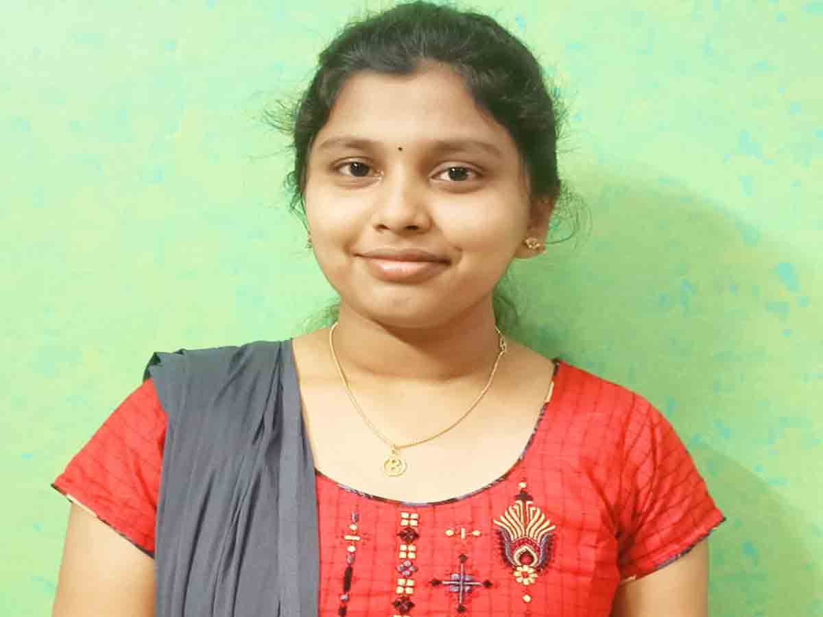 cherla | ఇంజినీరింగ్ లో గోల్డ్ మెడల్ సాధించిన మన్యం బిడ్డ