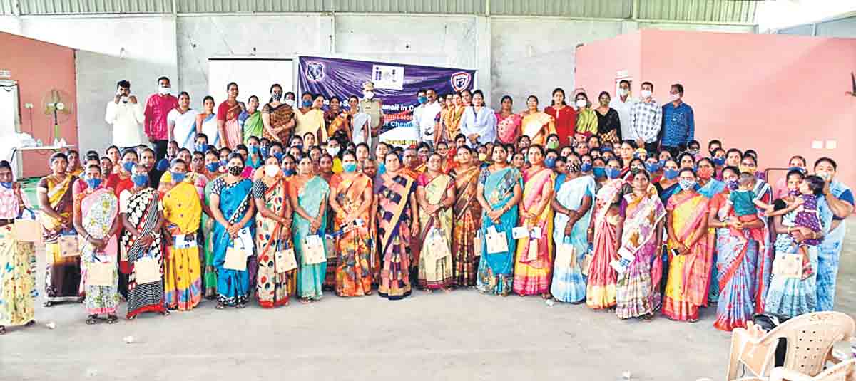 సాహో.. సబల