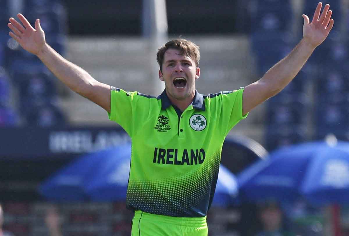 4 బంతుల్లో.. 4 వికెట్లు