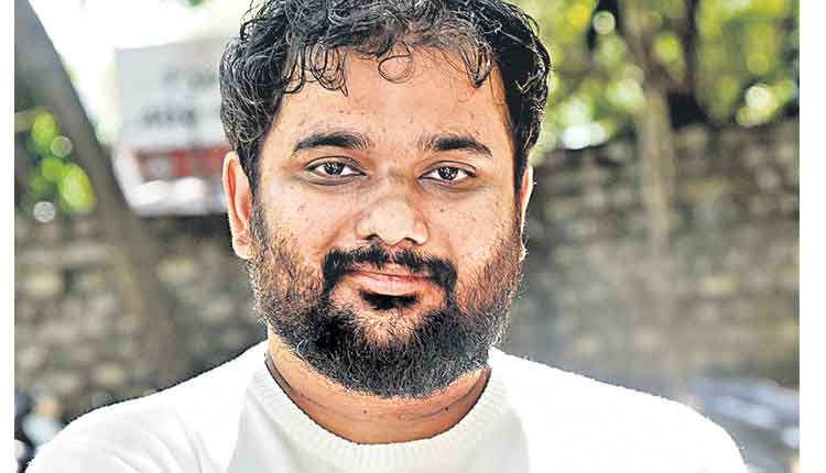 సంగీతం కథను నడిపించాలి