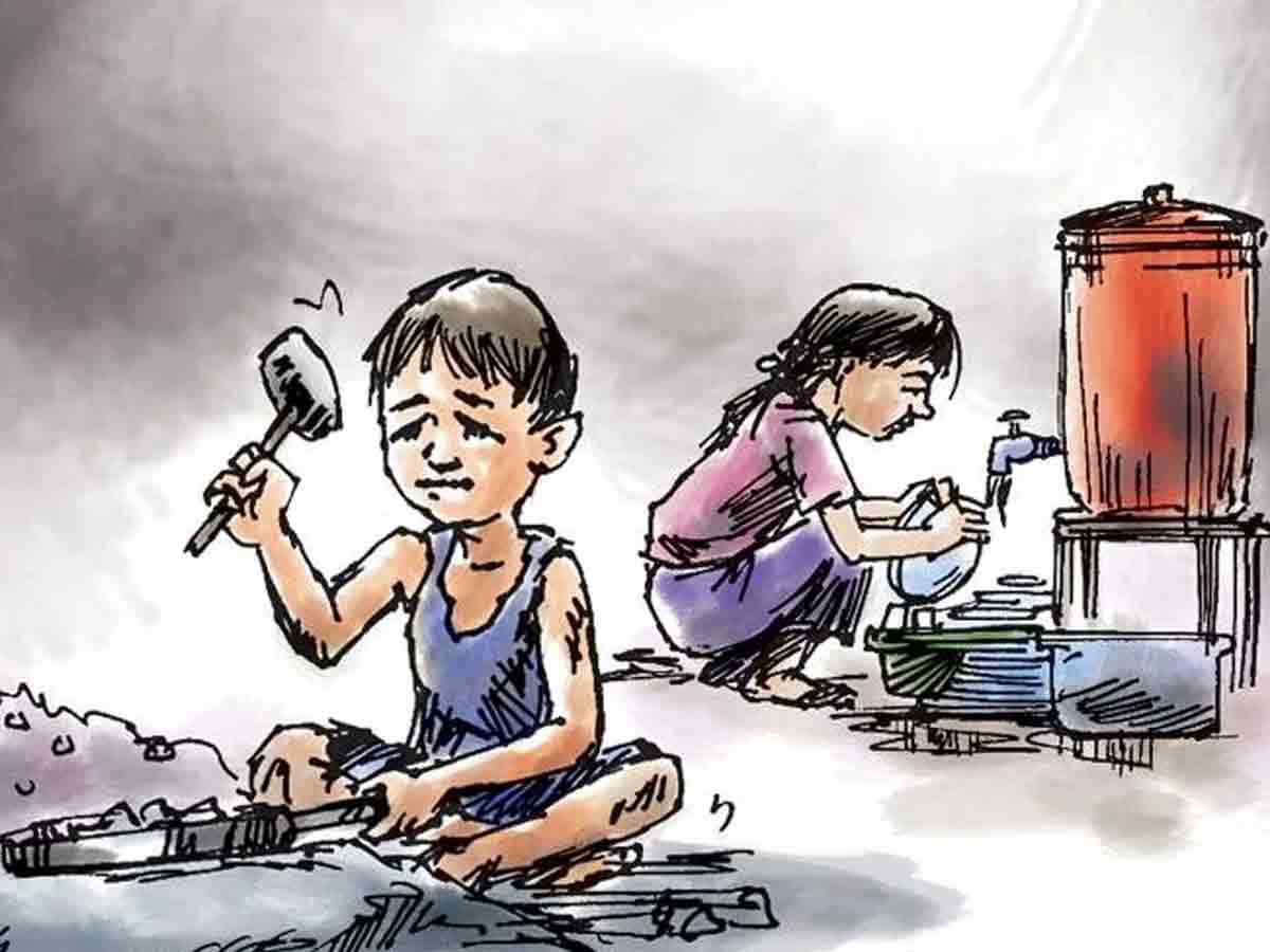 Ibrahimpatnam : అక్రమంగా నిర్భందించి.. వెట్టిచాకిరి చేయిస్తూ..