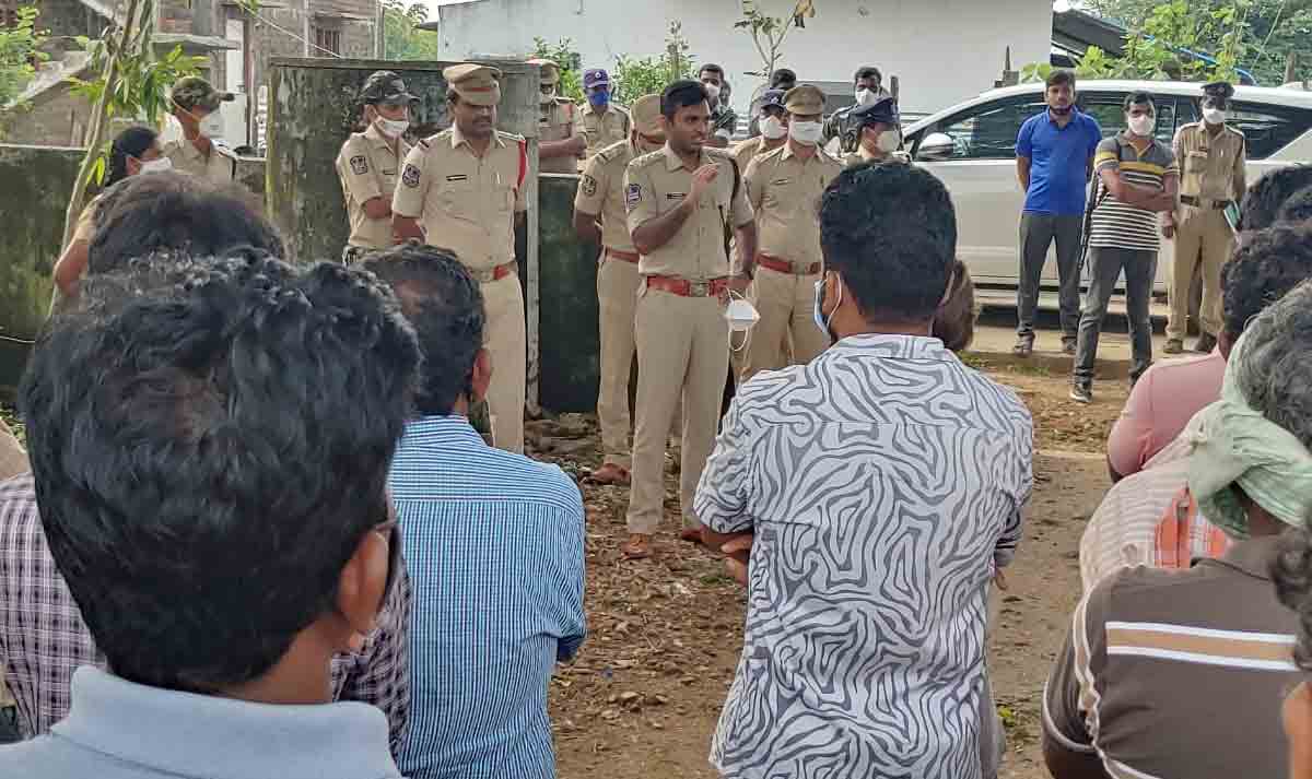 Manuguru | శాంతిభద్రతల పరిరక్షణ కోసమే కార్డన్‌సెర్చ్…