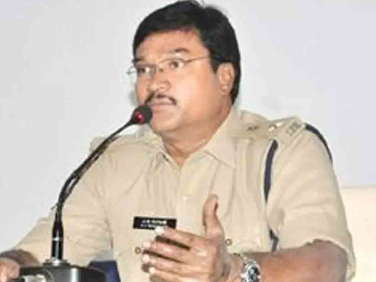 కేసులలో ఉన్న వాహనాల వేలం : డిఐజి రంగనాధ్