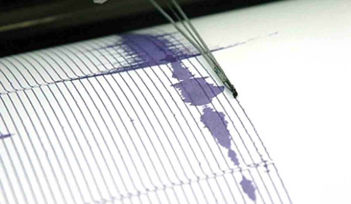 Earthquake at PM meeting | ప్రధాని మీడియా సమావేశంలో భూకంపం.. పీఎం స్పందన ఇదీ