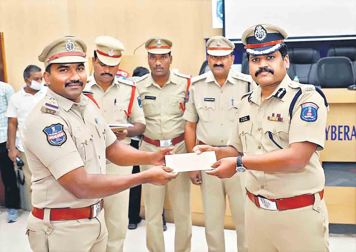 సైబరాబాద్‌లో నార్కోటిక్స్‌ సెల్‌