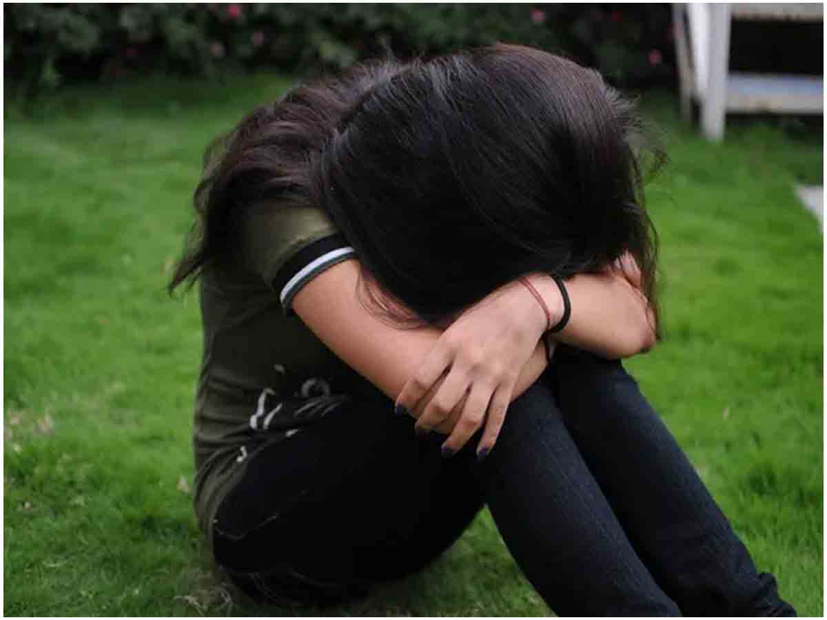 దారుణం : పొరుగింటి బాలిక‌పై క‌న్నేసి ఆరునెల‌లుగా లైంగిక దాడి