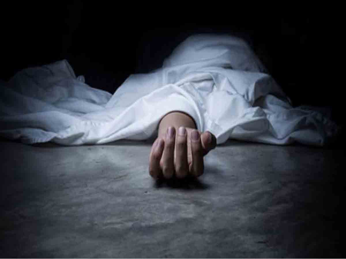 దారుణం : వ్య‌భిచారం చేసేందుకు నిరాక‌రించింద‌నే కోపంతో సోద‌రినే క‌డ‌తేర్చారు!