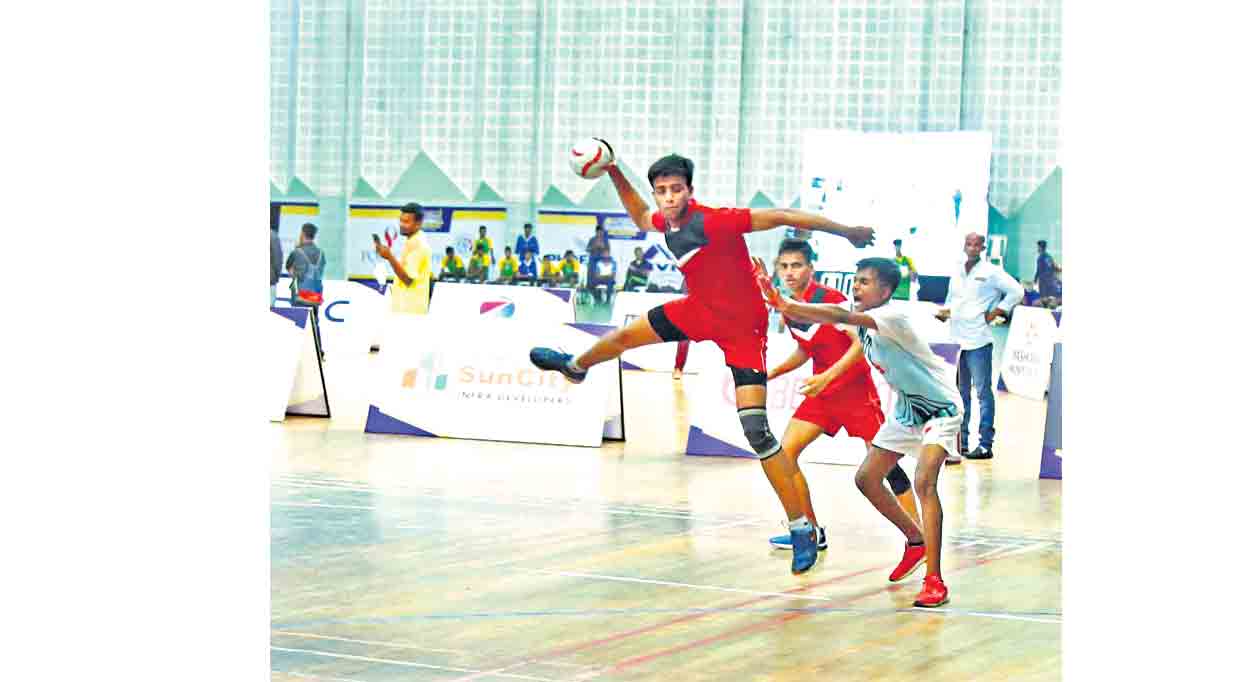 తెలంగాణ శుభారంభం