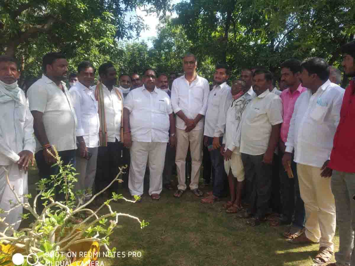Huzurabad | గెల్లుకే ఓటేస్తాం.. ఊరంతా ఏక‌మై టీఆర్ఎస్ పార్టీకి మ‌ద్ద‌తు..