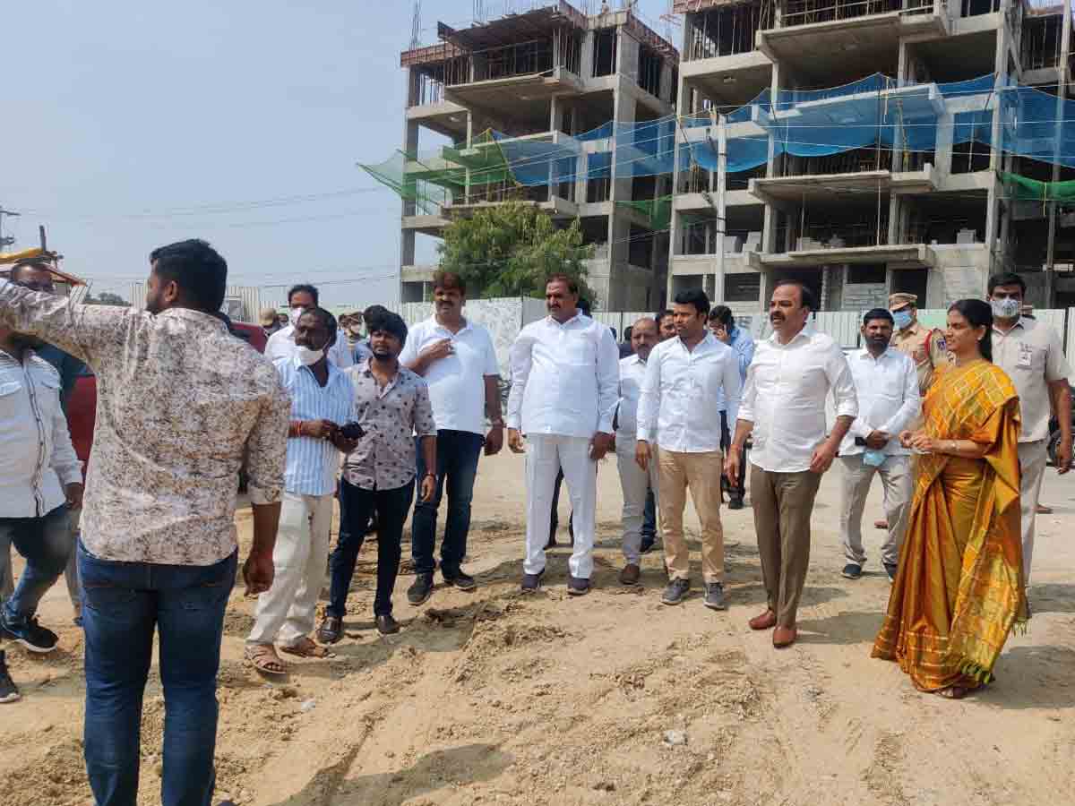 టీఆర్ఎస్ ప్లీనరీకి మాదాపూర్ హై టెక్స్‌లో ఘనంగా ఏర్పాట్లు