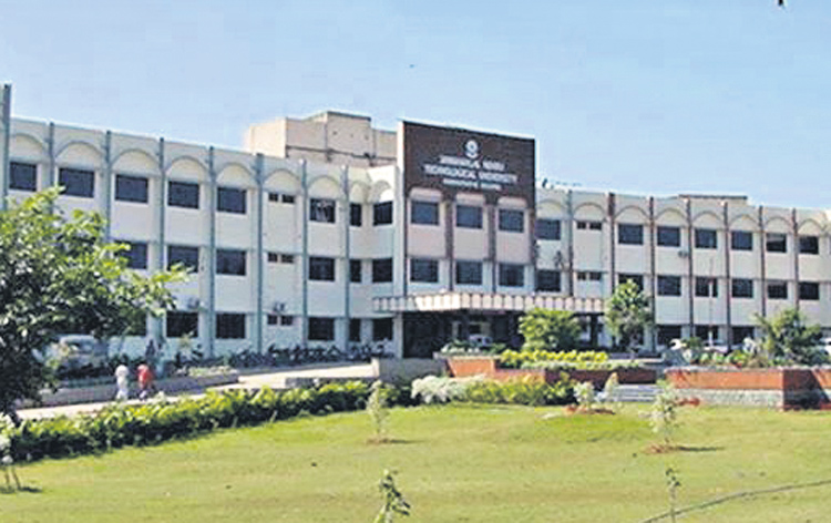 2 చోట్ల కుదరదు