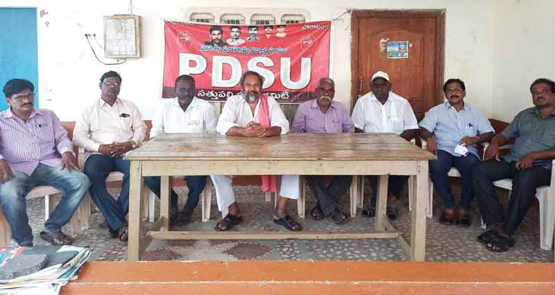 కర్షకుల నడ్డి విరుస్తున్న కేంద్రం