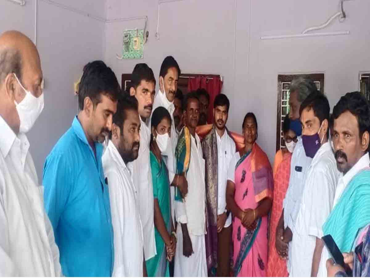 Yerrupalem | సివిల్స్ టాపర్ కోట కిరణ్‌కు ఘనసన్మానం..