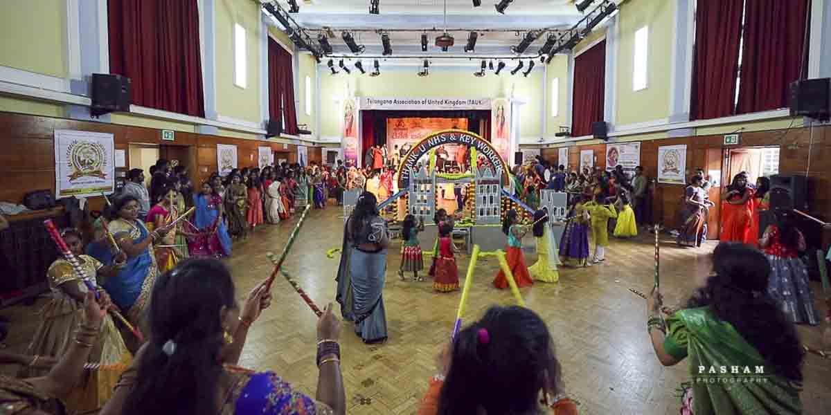 ‘టాక్’ ఆధ్వర్యంలో ఘనంగా చేనేత బతుకమ్మ – దసరా సంబురాలు