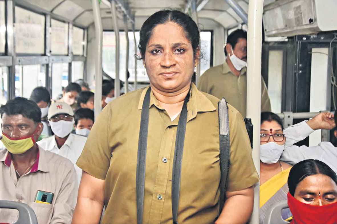 Bus Conductor Anita | ‘సంకల్ప’ బలం..