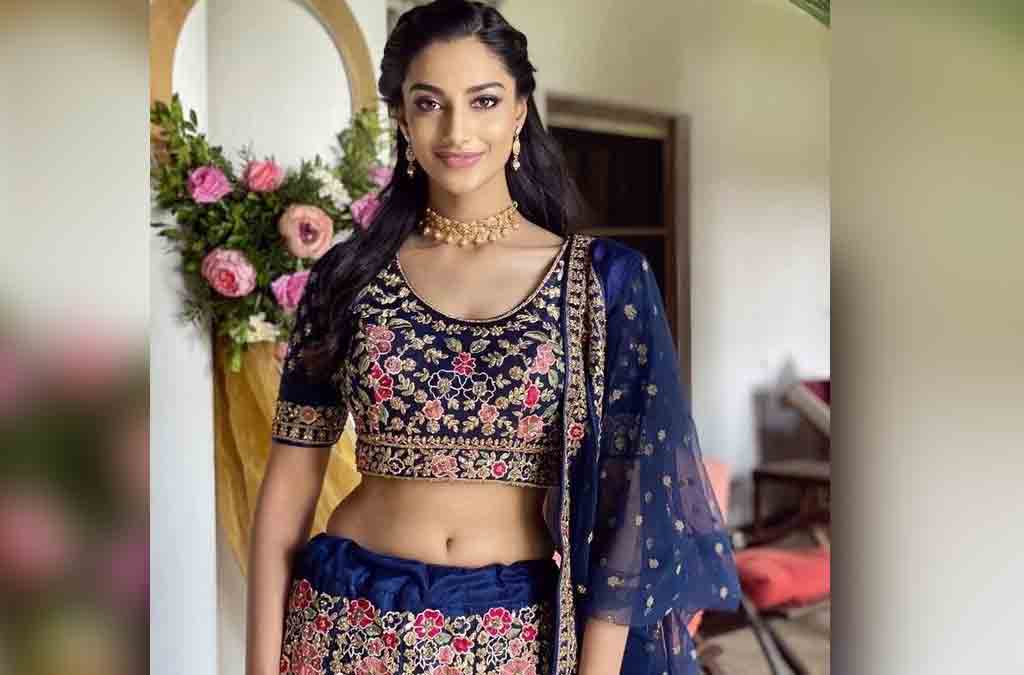 Meenakshi Chowdhary | మ‌హేశ్‌బాబుతో న‌టించే బంప‌ర్ ఆఫ‌ర్ కొట్టేసింది