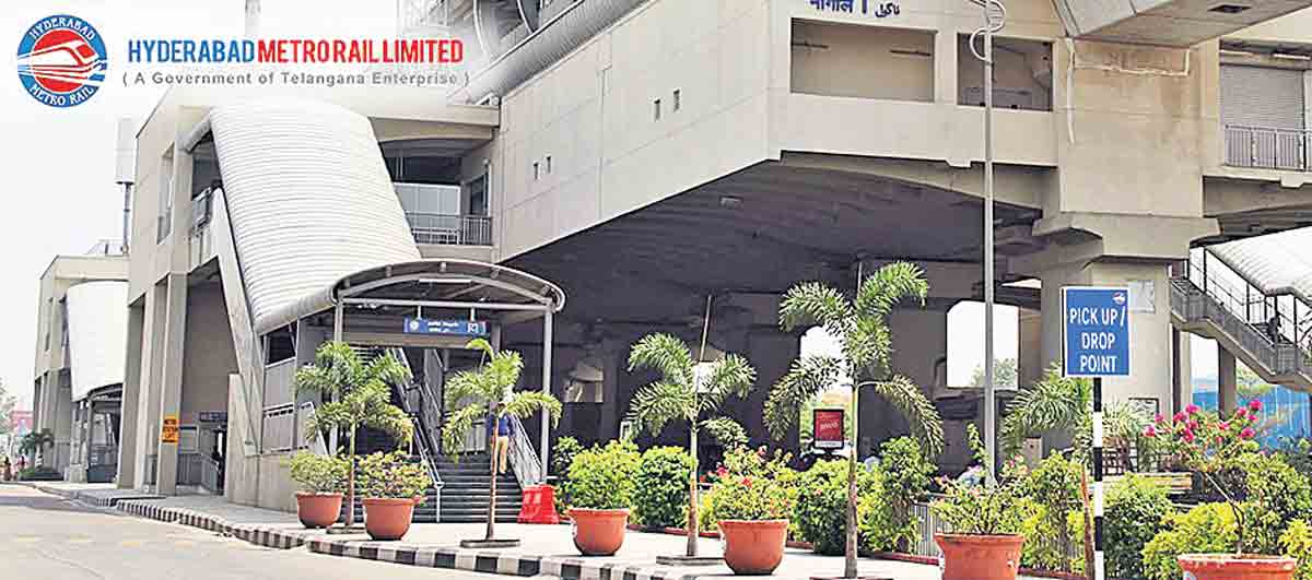 మెట్రో స్టేషన్ల వద్ద పికప్‌, డ్రాప్‌ పాయింట్లు