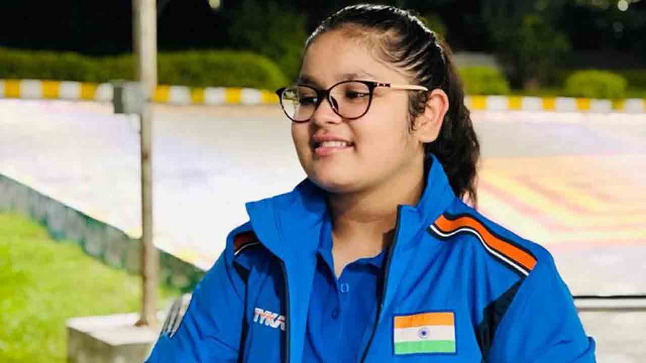 వారెవ్వా నామ్య 14 ఏండ్ల షూటర్‌కు స్వర్ణం