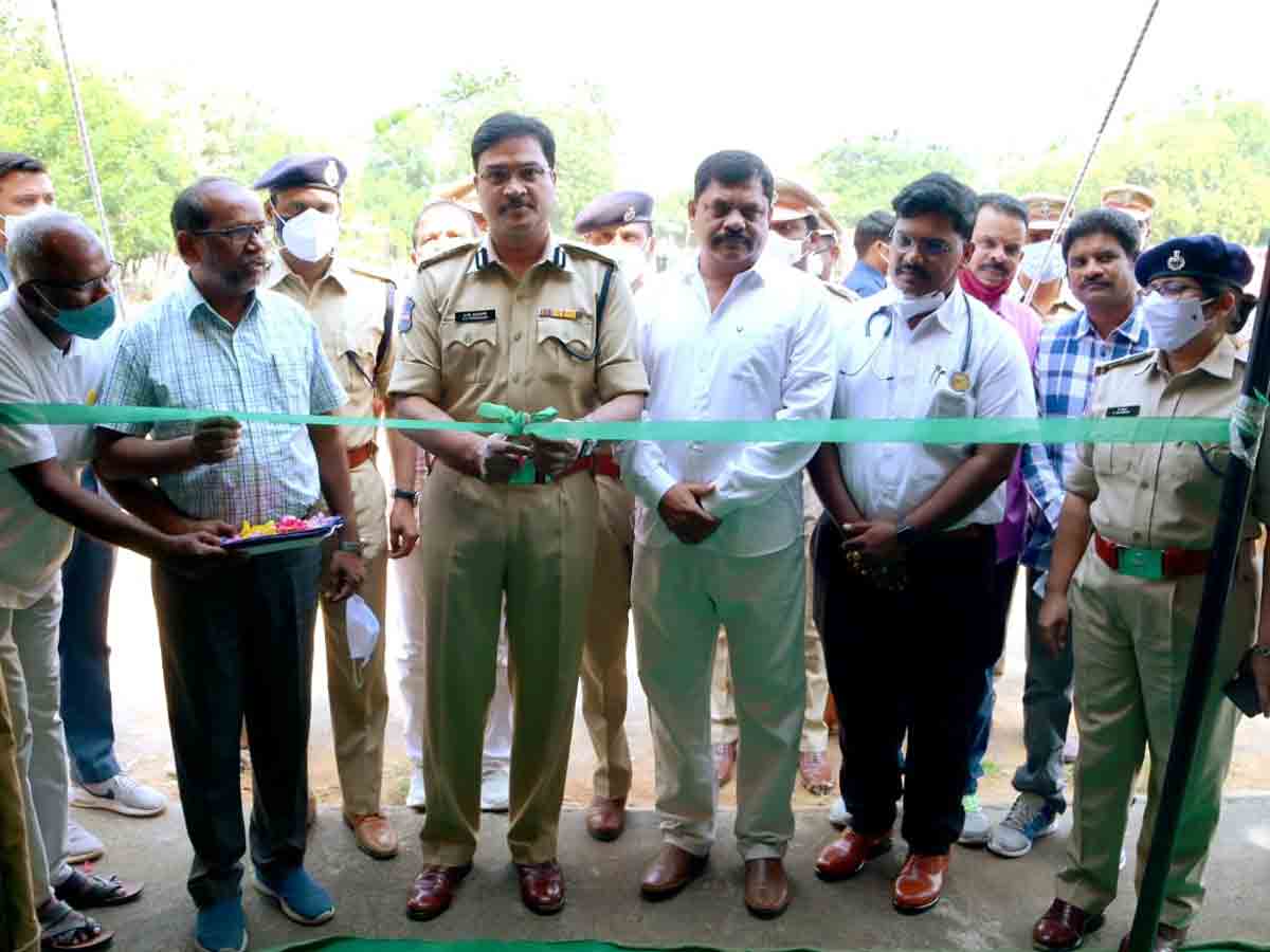 Nallagonda | రక్తదాన శిబిరాన్ని ప్రారంభించిన : డిఐజి రంగనాధ్