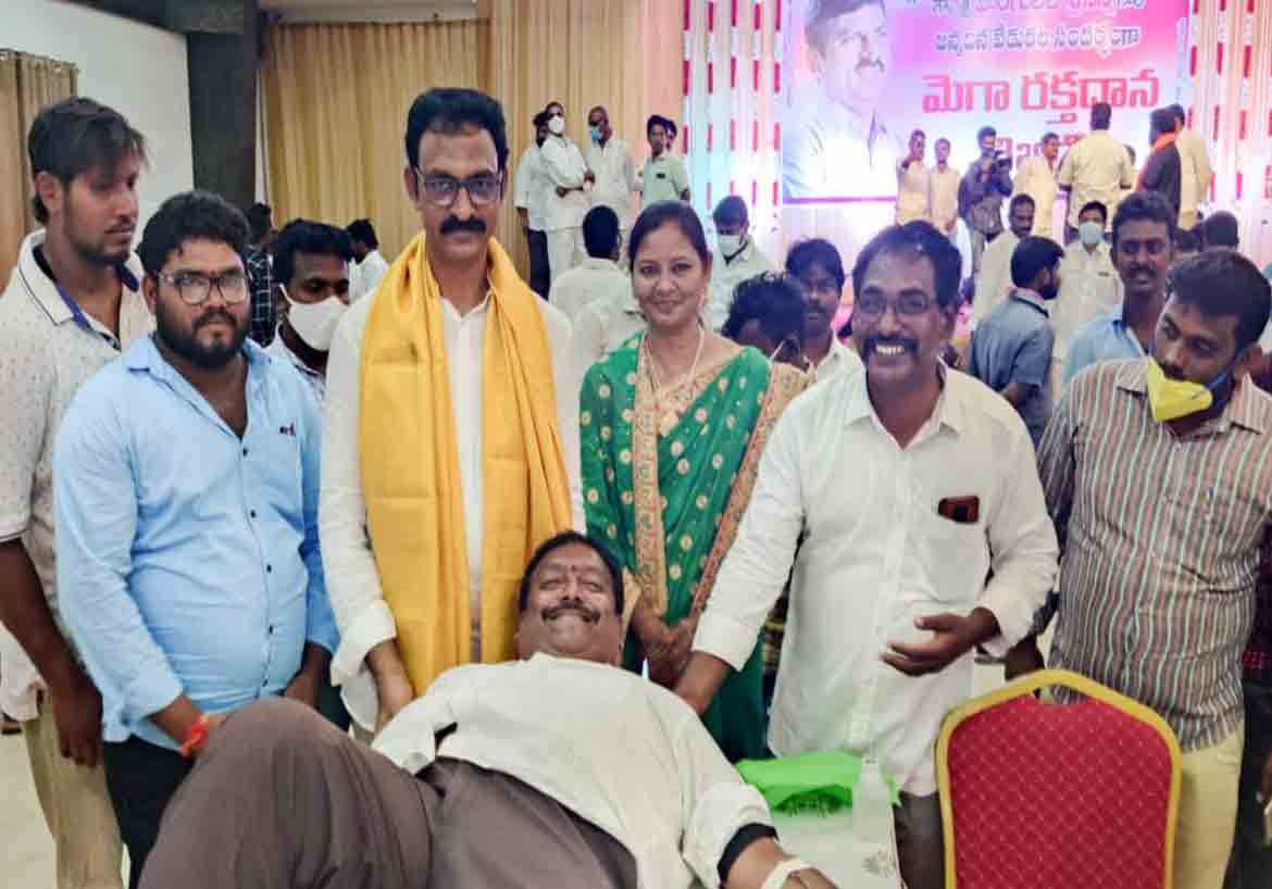 Khammam | ఘనంగా మాజీ ఎంపీ పొంగులేటి శ్రీనివాసరెడ్డి పుట్టినరోజు వేడుకలు..