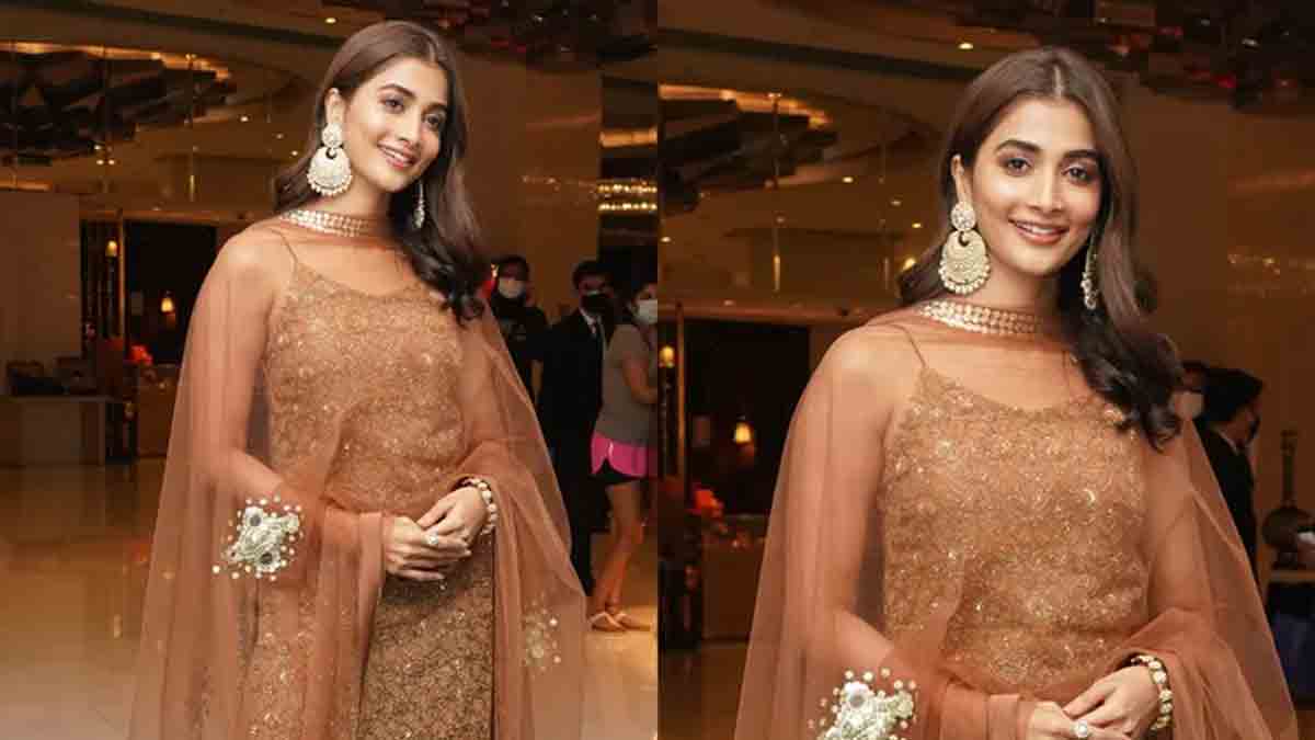 Pooja Hegde New Look | దీపావ‌ళి ఫెస్టివ్ సీజ‌న్ లుక్‌లో పూజాహెగ్డే