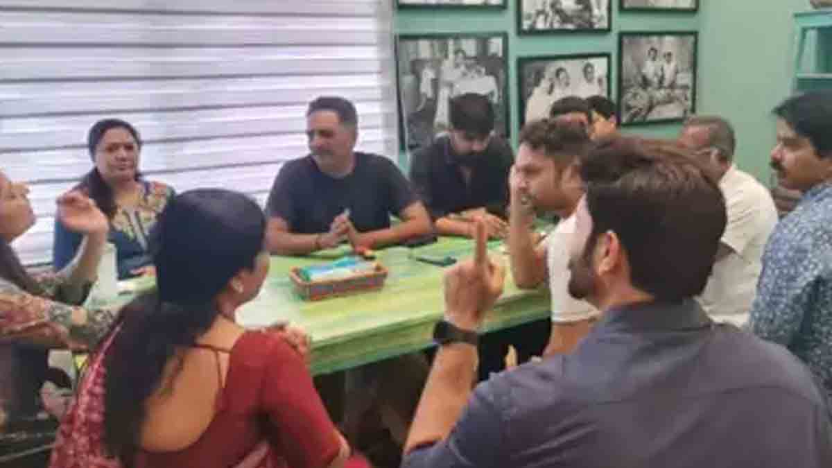 Prakash Raj Panel | 11 మంది ప్ర‌కాశ్‌రాజ్ ప్యానెల్ స‌భ్యుల రాజీనామా