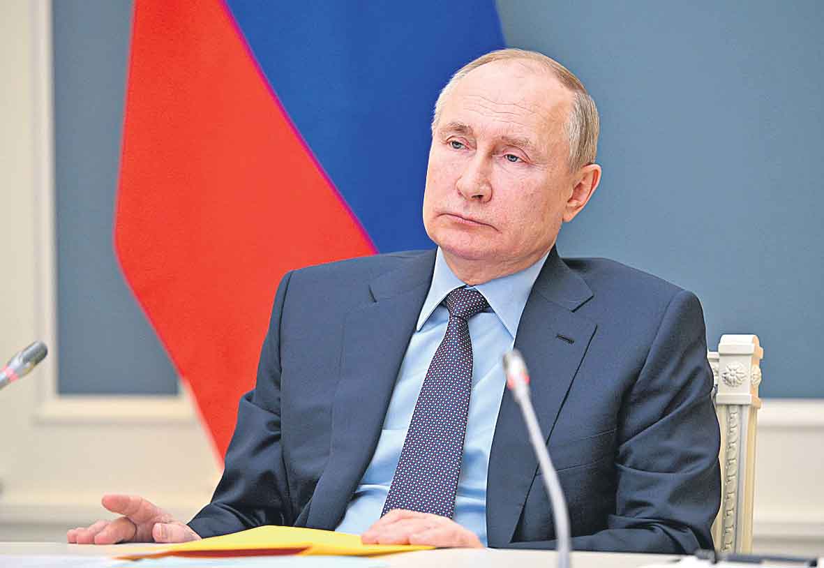 జీతమిస్తాం.. వారంపాటు ఆఫీసులకు రావొద్దు!