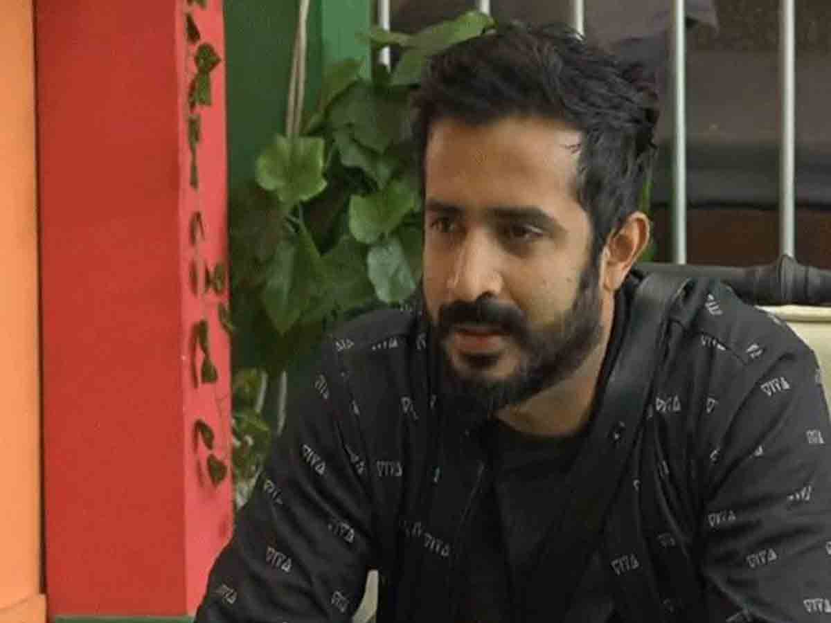 Ravi: మ‌రోసారి అడ్డంగా దొరికిన ర‌వి.. !