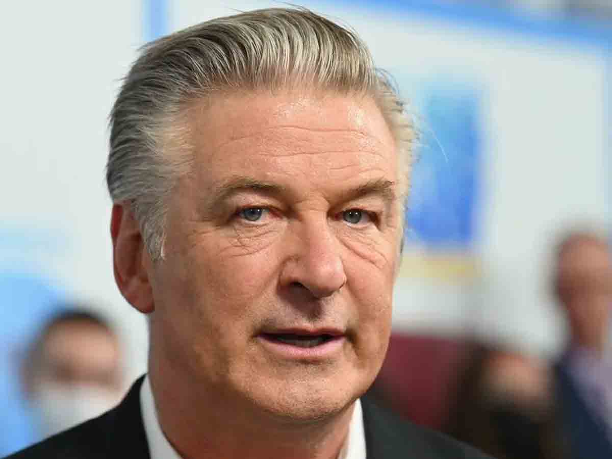 Rust: ర‌స్ట్ సినిమా సెట్‌లో పేలిన్ గ‌న్‌.. సినిమాటోగ్రాఫ‌ర్ మృతి