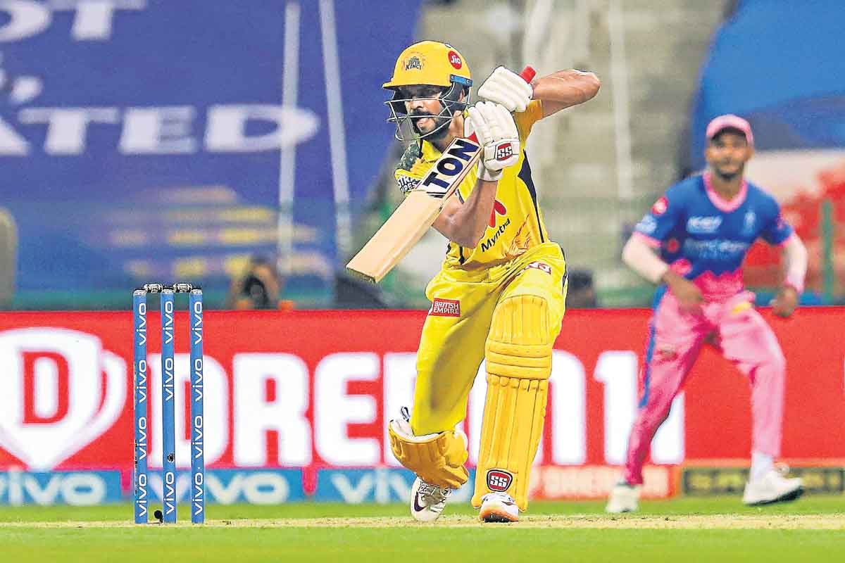 రాయల్స్‌ రచ్చ