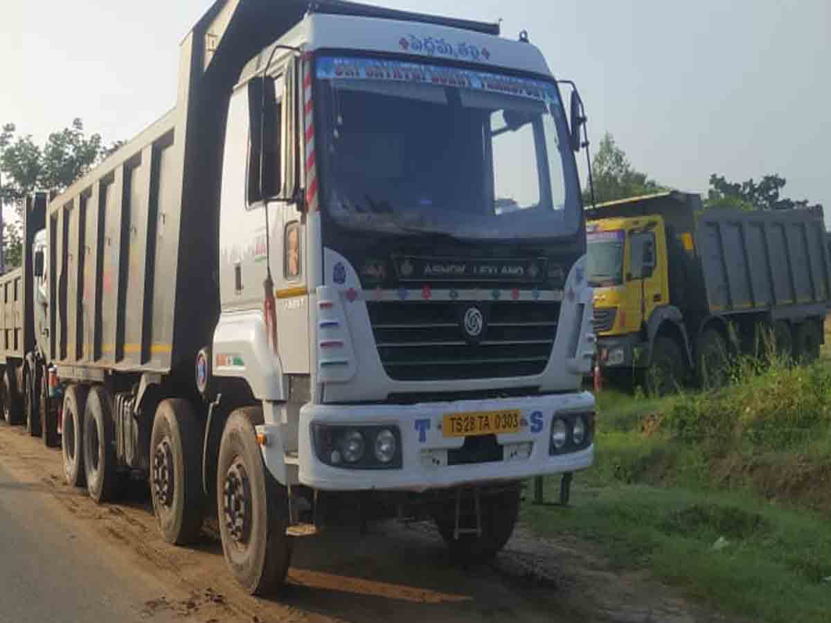 Kothagudem | అక్రమంగా ఇసుక తరలిస్తున్నవాహనాల పట్టివేత..