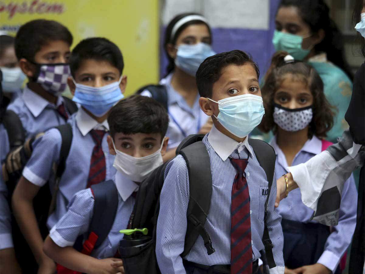 పండ‌గ సీజ‌న్ ముగిశాకే ప్రాథమిక పాఠ‌శాల‌ల‌ రీఓపెన్‌పై నిర్ణ‌యం!