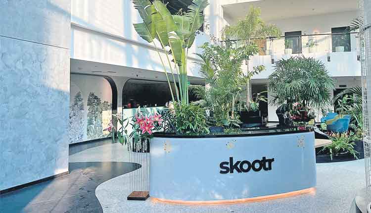 హైదరాబాద్‌లో స్కూటర్‌ స్పేస్‌