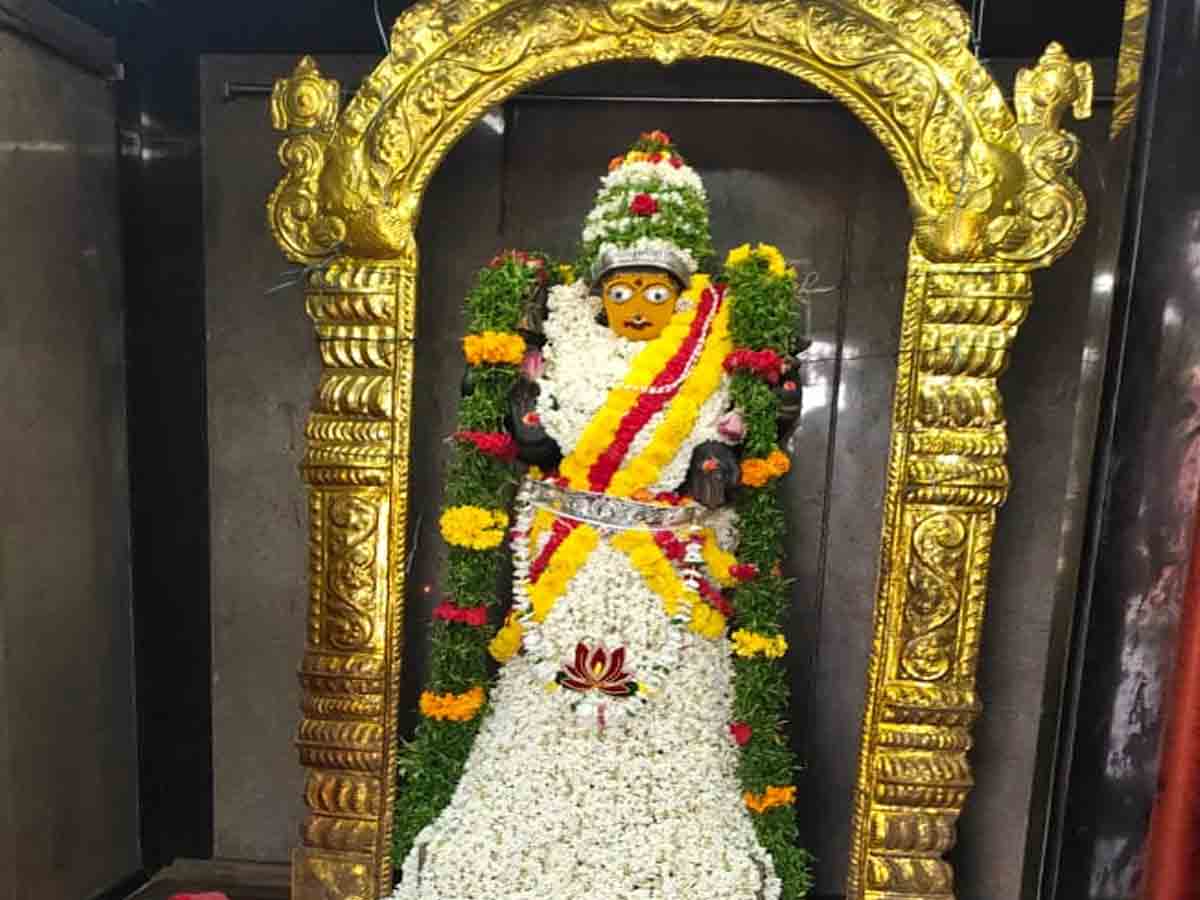 Alampur | శరన్నవరాత్రోత్సవాలకు సర్వం సిద్దం…