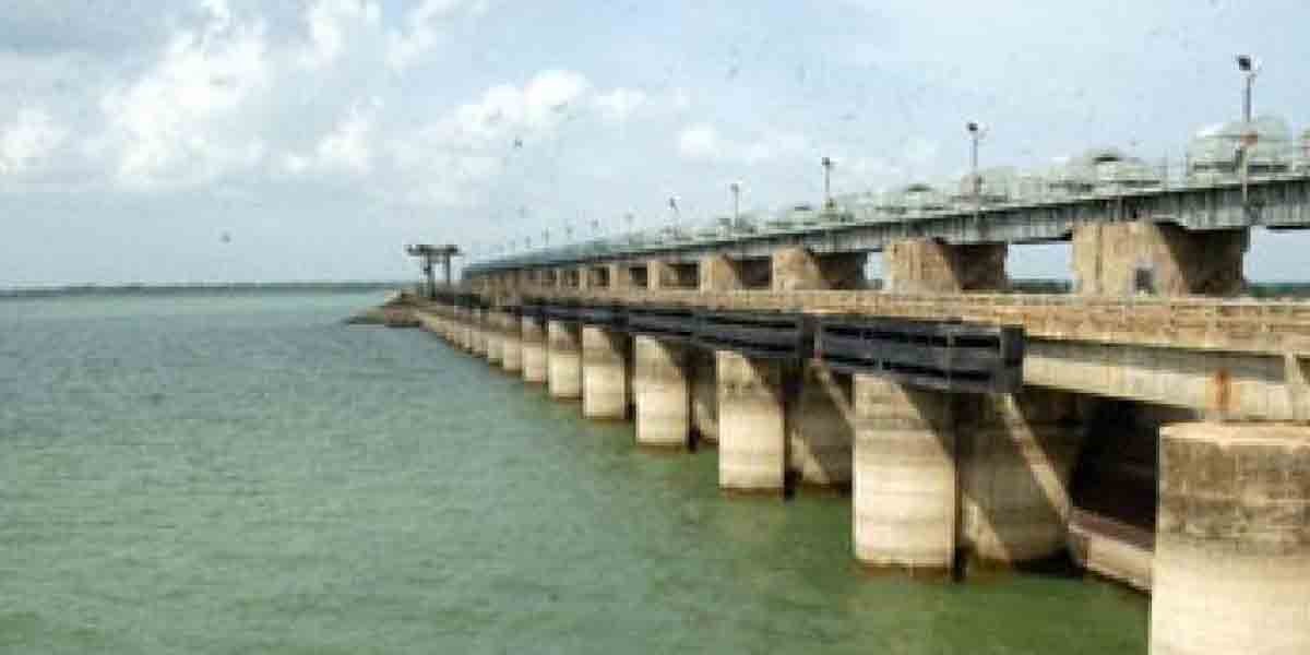 Singur project | సింగూరు ప్రాజెక్ట్‌కు తగ్గిన వరద
