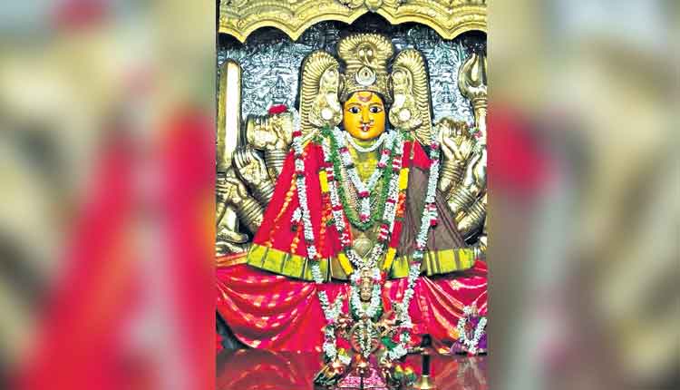 విజయం మీ చేతుల్లో..