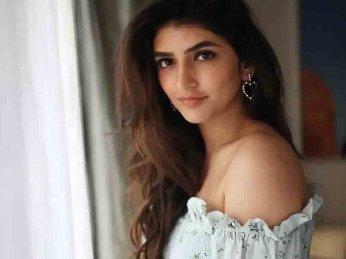 sree leela: పెళ్లి సంద‌డి బ్యూటీ వెన‌క ప‌డుతున్న టాలీవుడ్ హీరోలు