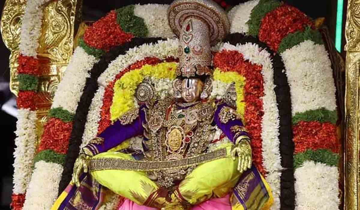 brahmotsavam | క‌ల్పవృక్ష వాహనంపై శ్రీనివాసుడు