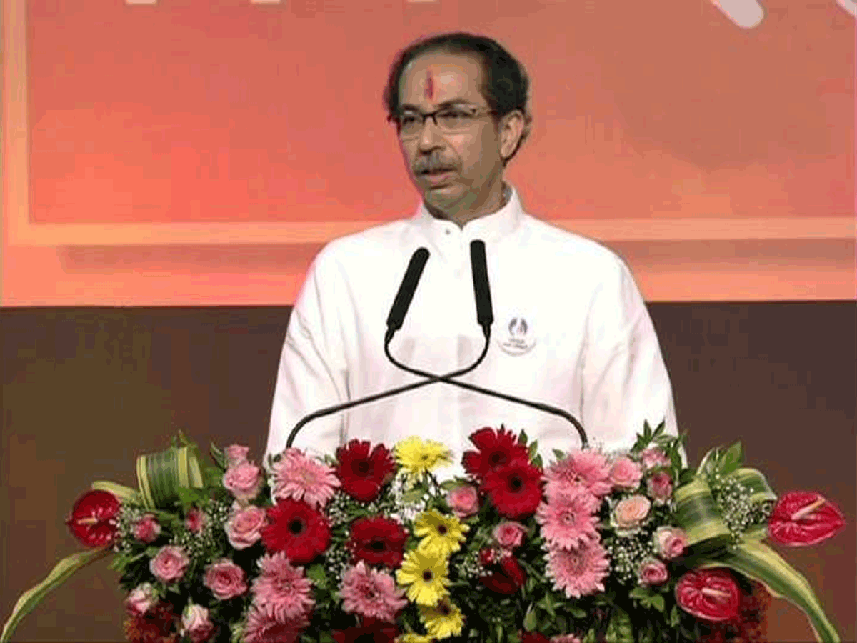 సెల‌బ్రిటీల‌ను ప‌ట్టుకుని ఫోటోలు తీయ‌డ‌మే వారి ప‌ని : కేంద్రంపై ఠాక్రే ఫైర్‌!