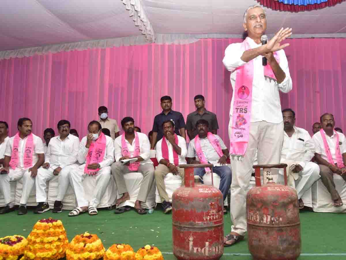 Harishrao | 17 ఏళ్లు  ఈటల రాజేందర్‌ను చూశారు..ఒక్కసారి గెల్లుకు అవకాశం ఇచ్చి చూడండి:  మంత్రి హ‌రీశ్‌రావు