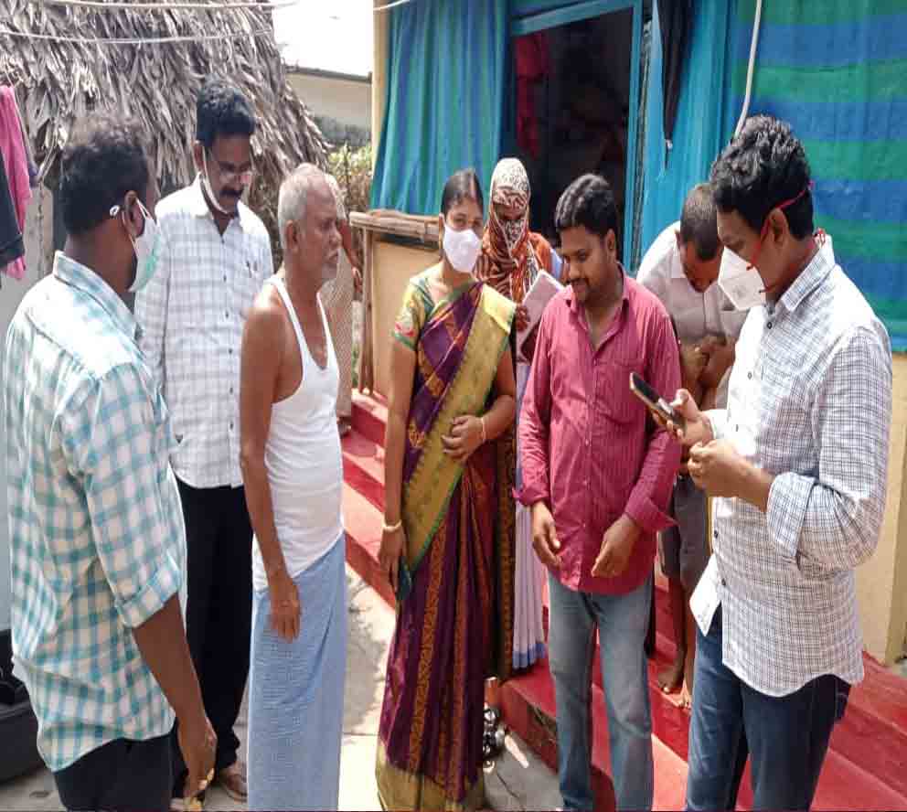 Vaccination | వ్యాక్సిన్ తీసుకోకుంటే ఆ సేవలు బంద్..