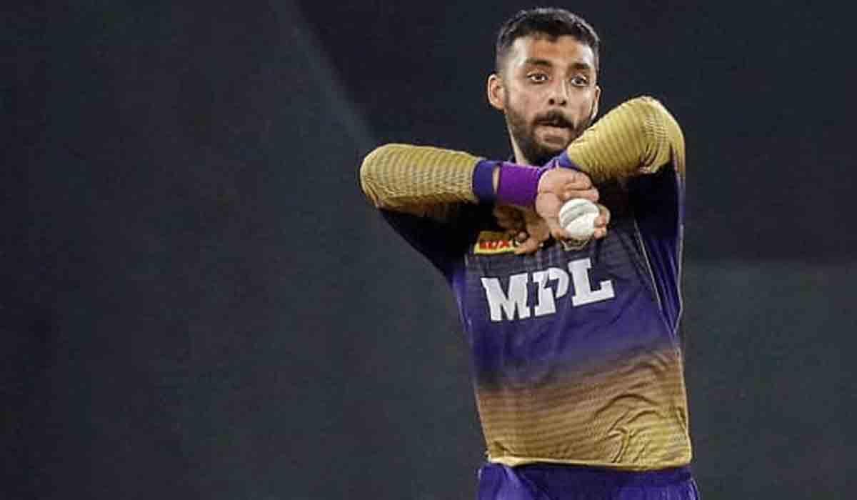 Varun Chakravarthy | భారత బౌలింగ్‌ దళంలో చక్రవర్తి కీలకం : రైనా