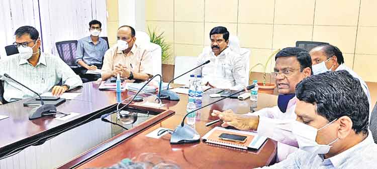 కొత్త మెడికల్‌ కాలేజీలకు సిద్ధమవుతున్న డిజైన్లు