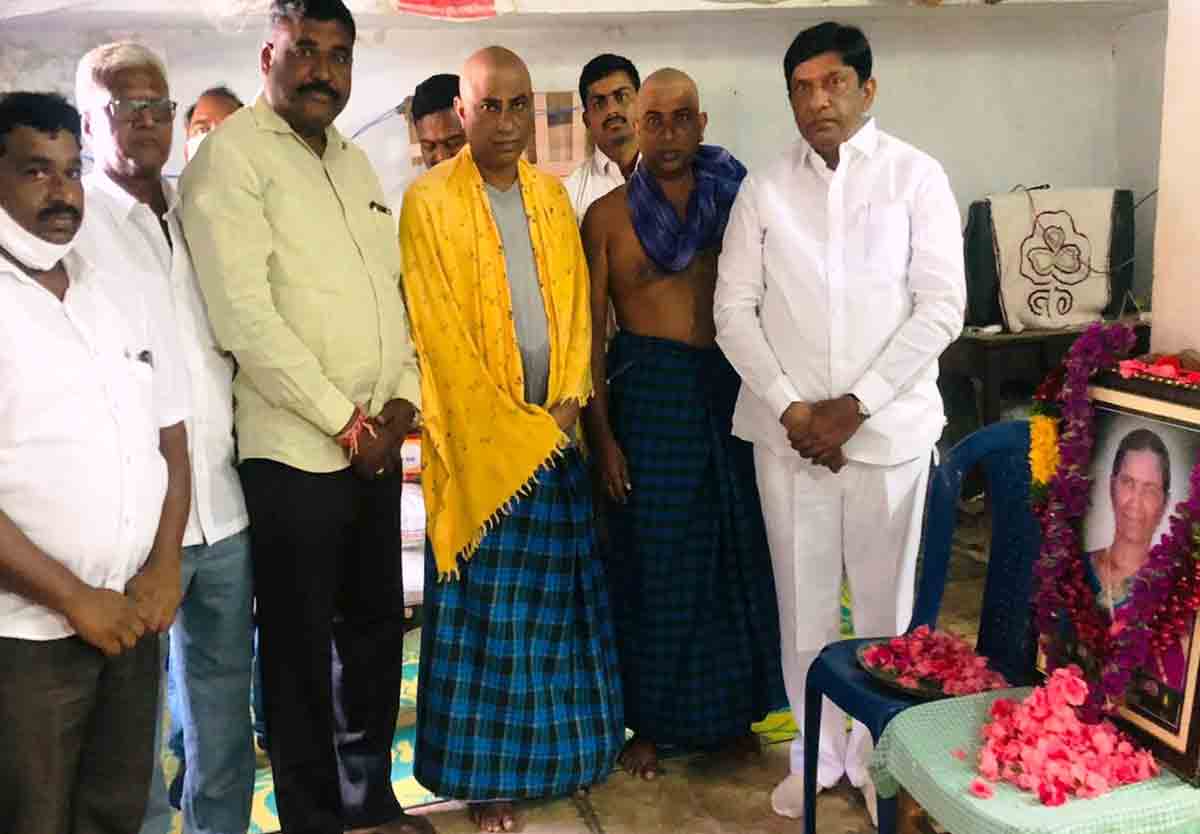 Bhupalpally | మాజీ ఎంపీపీని పరామర్శించిన ప్రణాళిక సంఘం ఉపాధ్యక్షుడు వినోద్‌కుమార్..