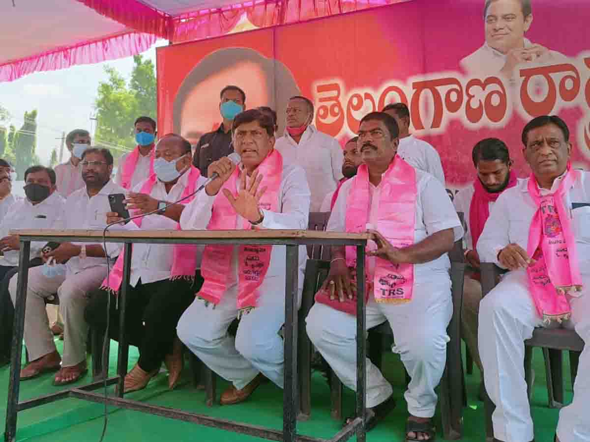 Huzurabad | రైల్వేలైన్ ర‌ద్దైతే నోరుమెద‌ప‌ని బండి సంజ‌య్‌కి ఓట‌డిగే హ‌క్కు ఎక్క‌డిది?:  బోయిన‌ప‌ల్లి వినోద్‌కుమార్‌